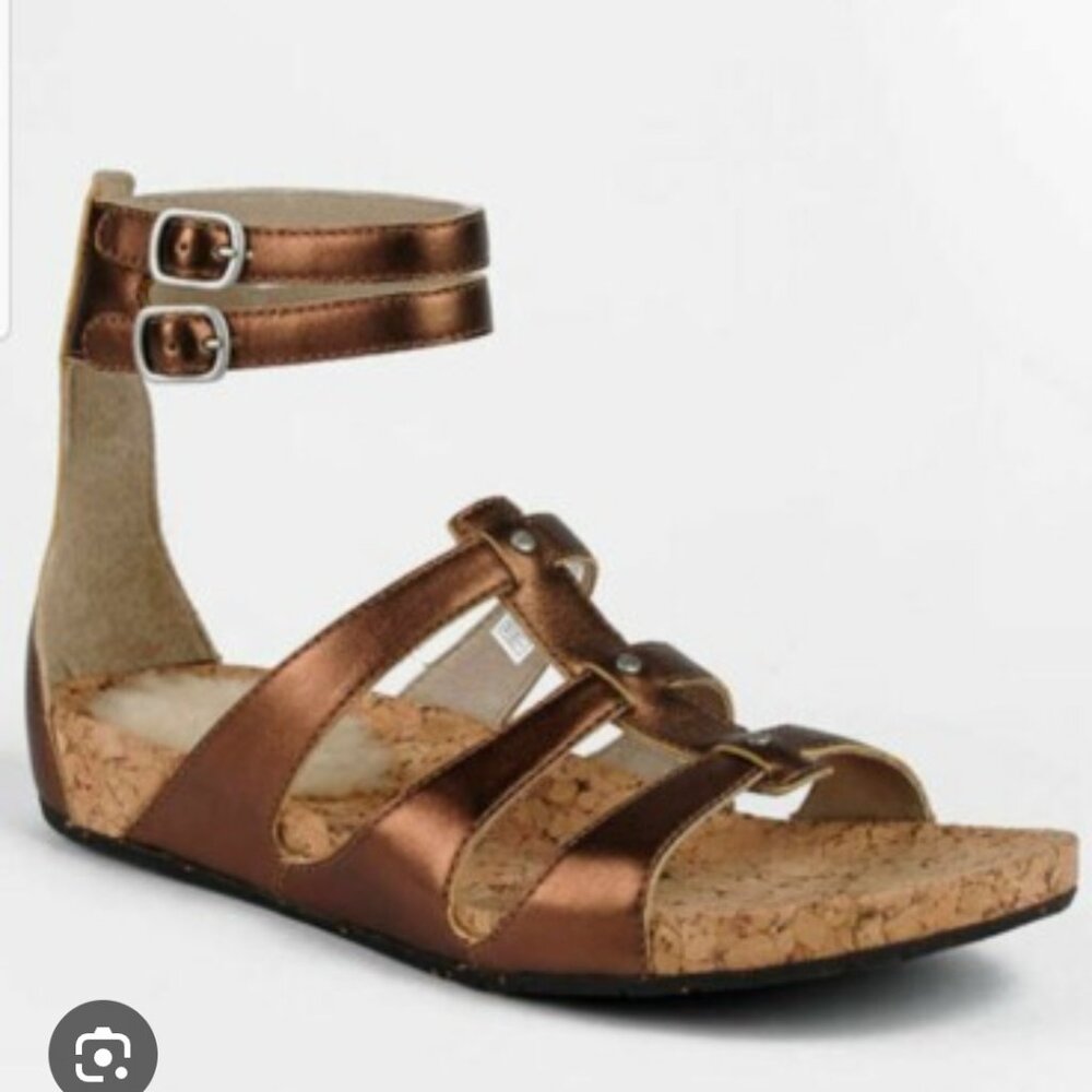 UGG Women Sechura Gladiator Sandal Bronze/Brown Ankle Buckle Leather Sz 10